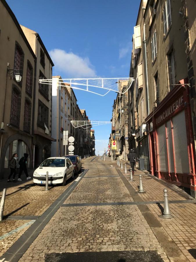 3 Chambres En Lit Double, 6 Personnes, Dans Appartement Entierement Renove, 70 M2 , Wifi,Climatisation, Tres Calme , Tout Equipe,Lit Bebe Clermont-Ferrand Buitenkant foto